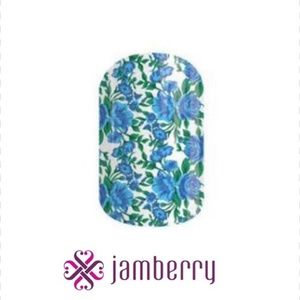Jamberry Forget-Me-Not wraps
